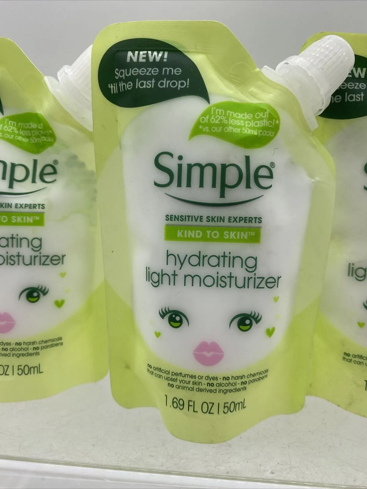 (4) Simple Hydrating Light Moisturizer Squeeze Me Pouches 1.69oz Travel Lotion