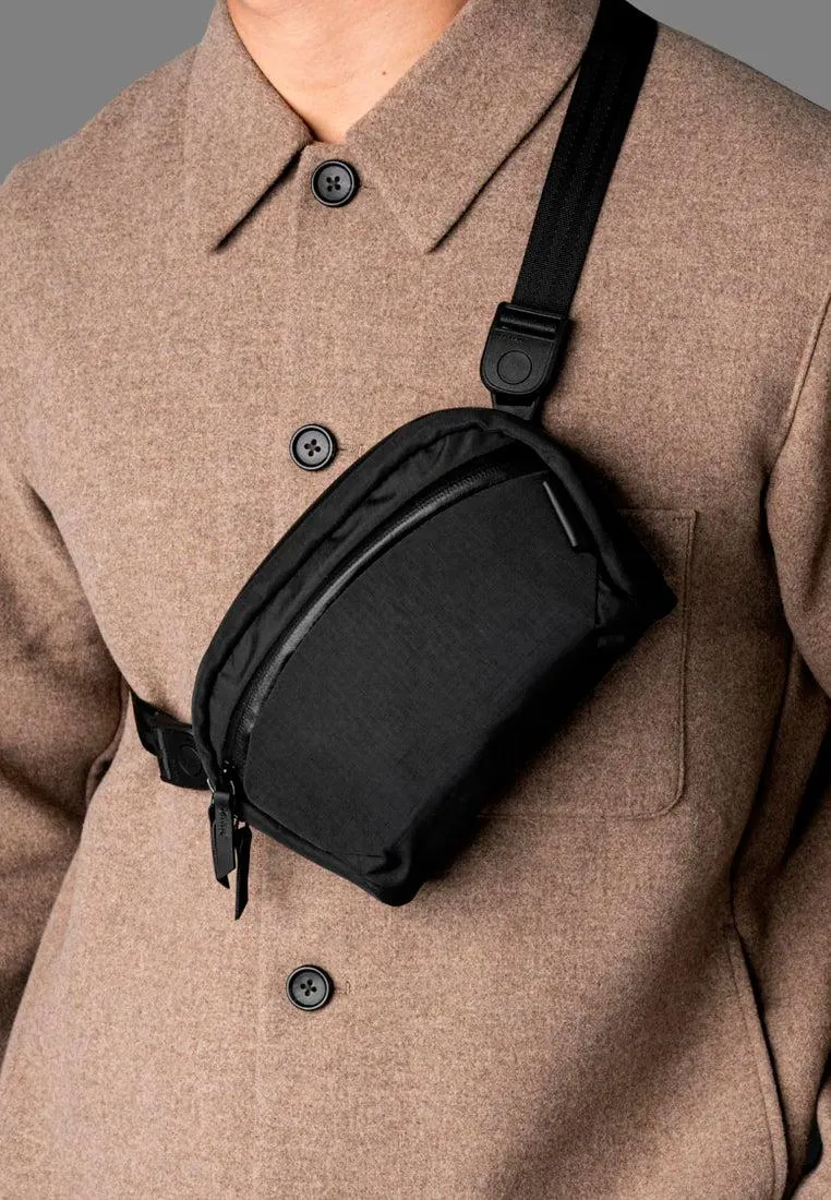 Alpaka Flight Sling 1L