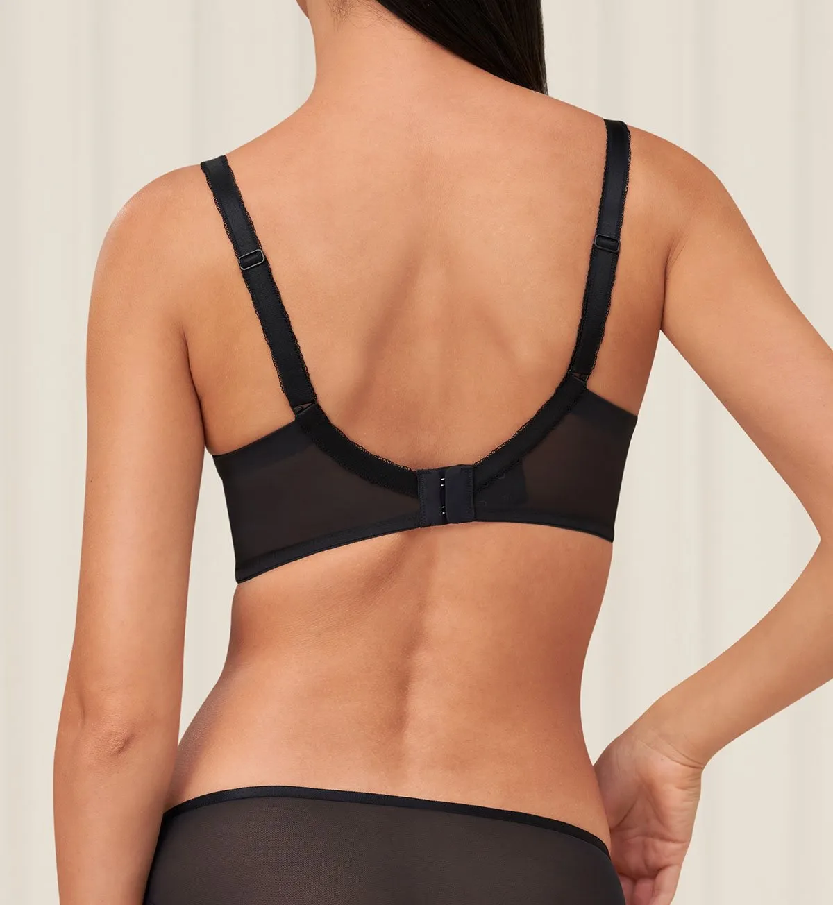 AQUA YIN YANG NON-WIRED PUSH UP DEEP V BRA