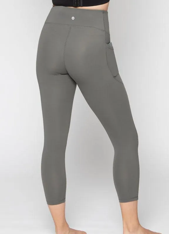 High Waisted 7/8 Leggings with Pockets - Grey