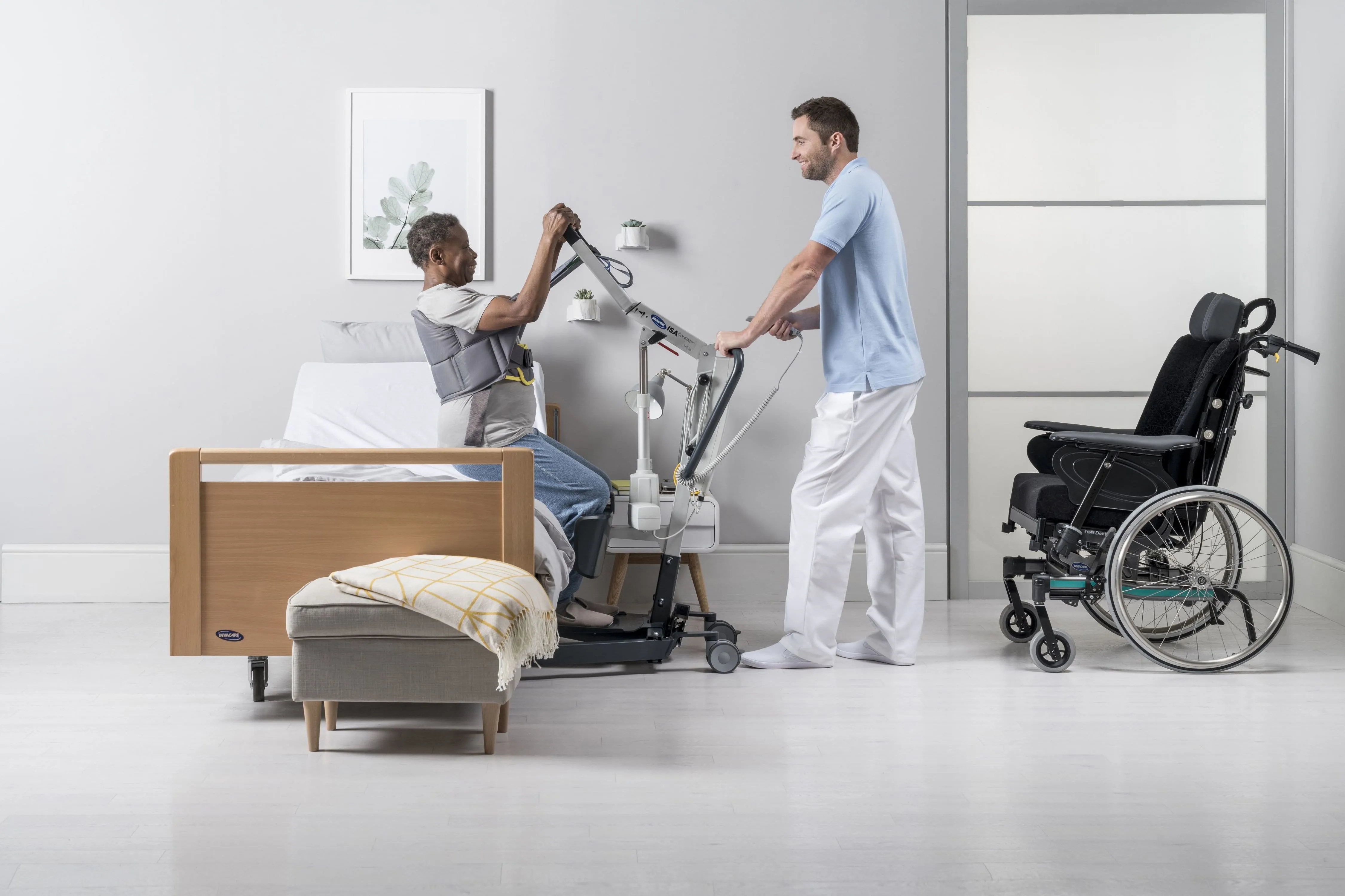 Invacare ISA XPlus Compact Electric Stand Assist (Sit-to-Stand) Patient Lift 450lb