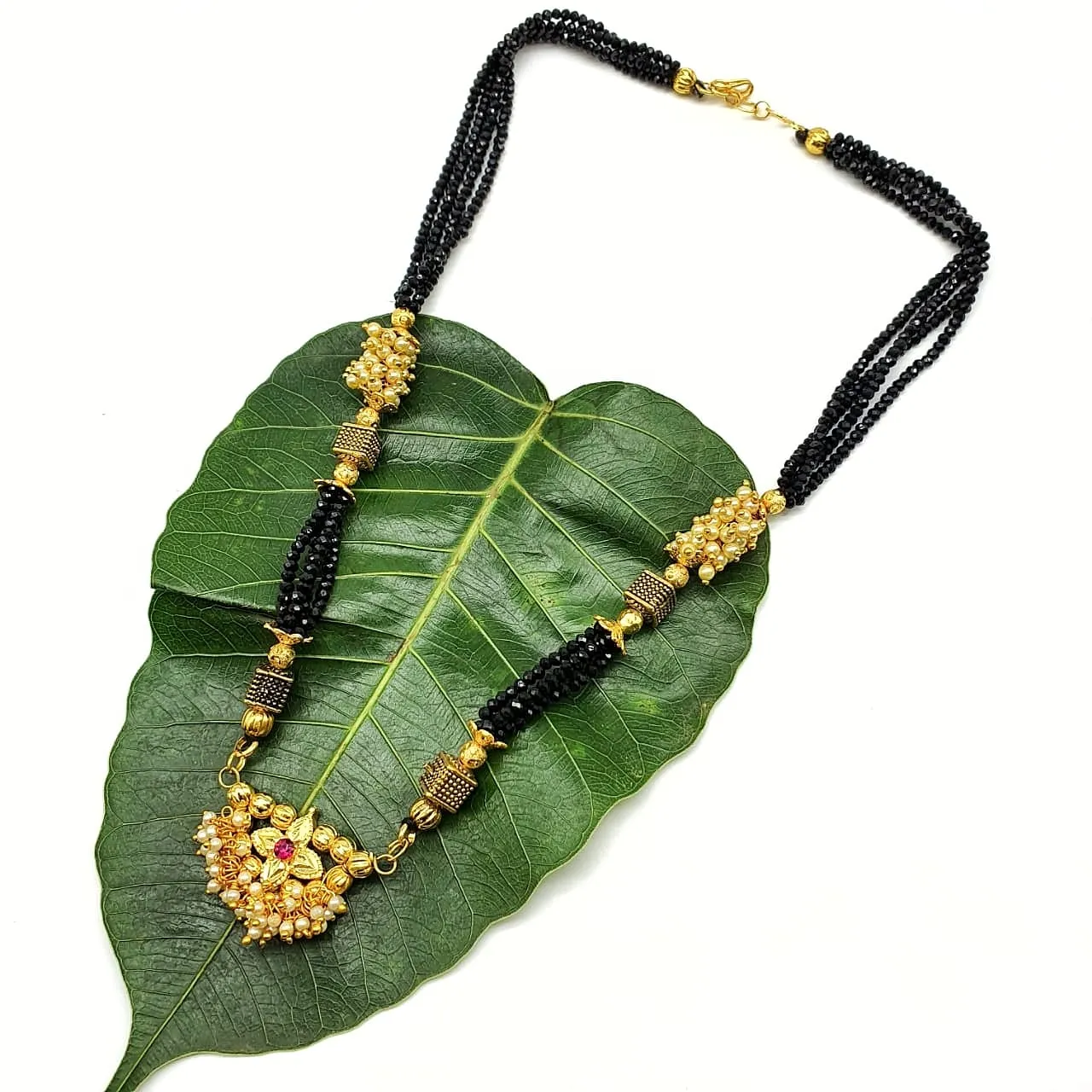 Short Mangalsutra Designs Gold Plated Latest Antique Designer Pendant Thushi Kolhapuri Mangalsutra