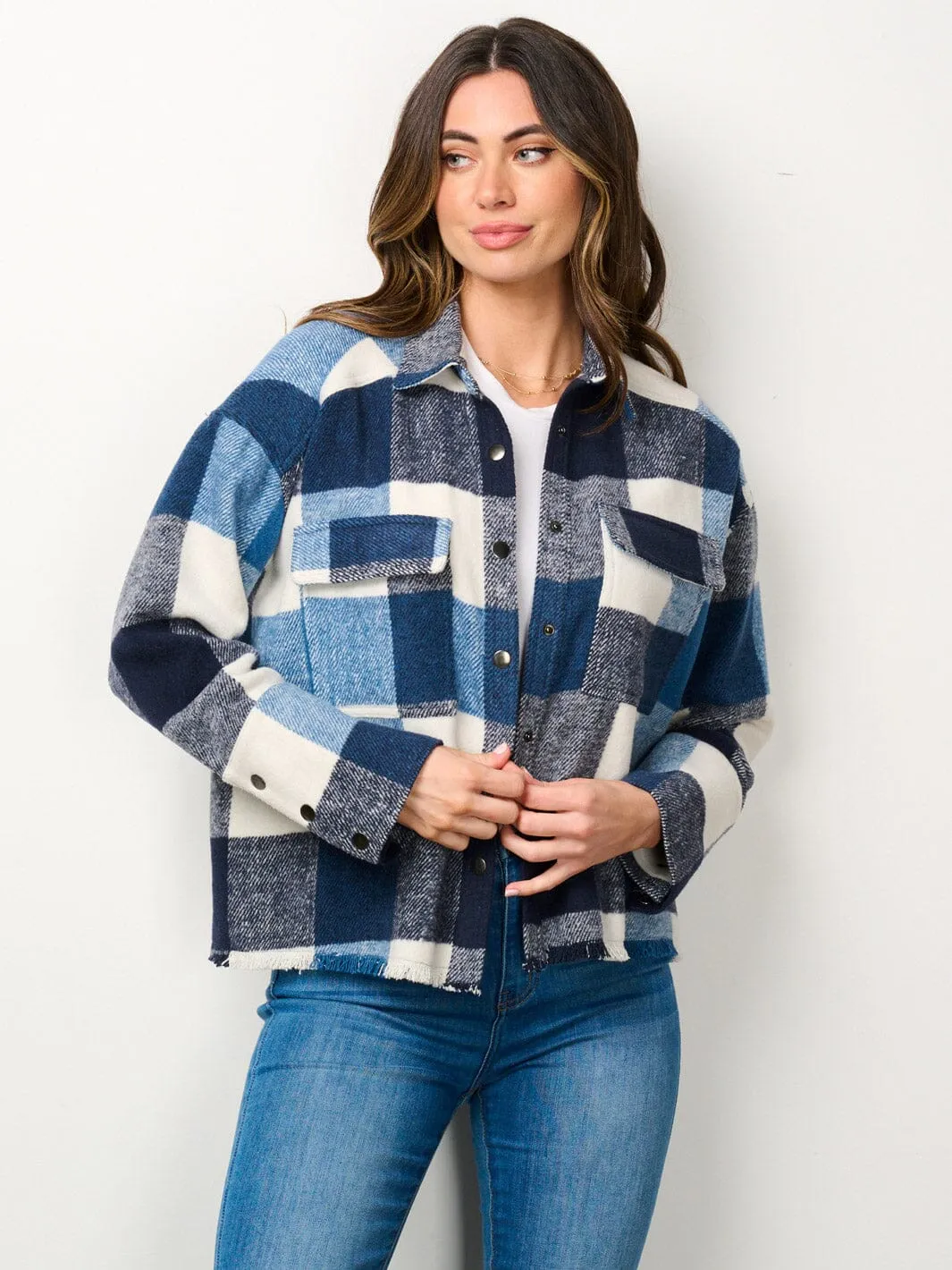 WOMEN'S LONG SLEEVE BUTTON CLOSURE PLAID JACKET
