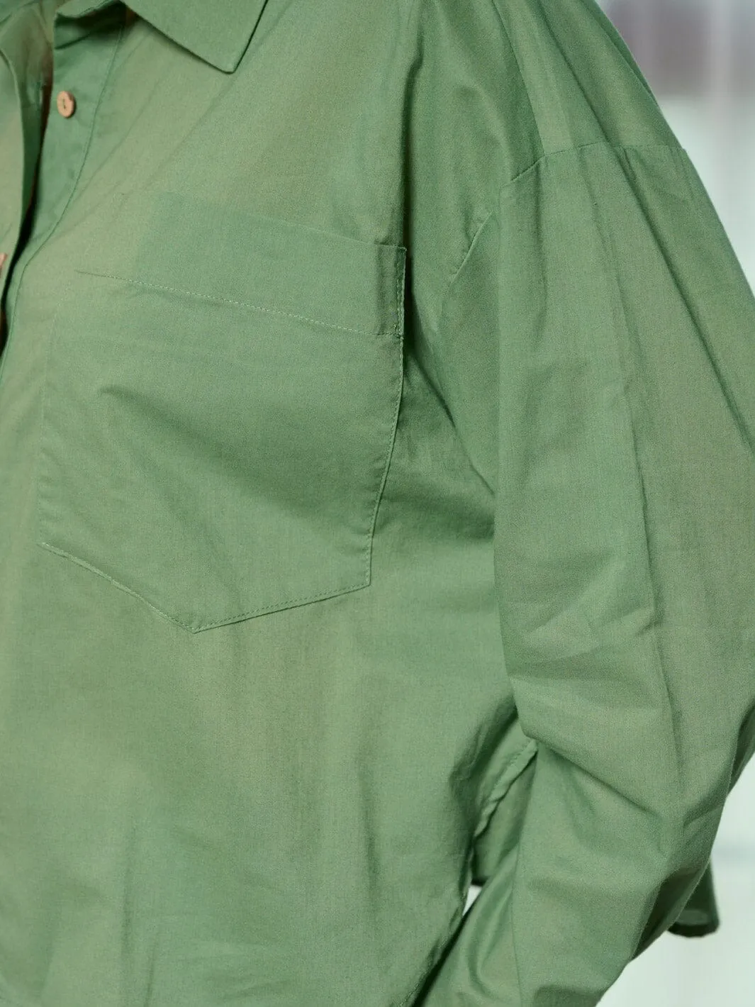 WOMEN'S LONG SLEEVE BUTTON UP FRONT POCKET BLOUSE TOP