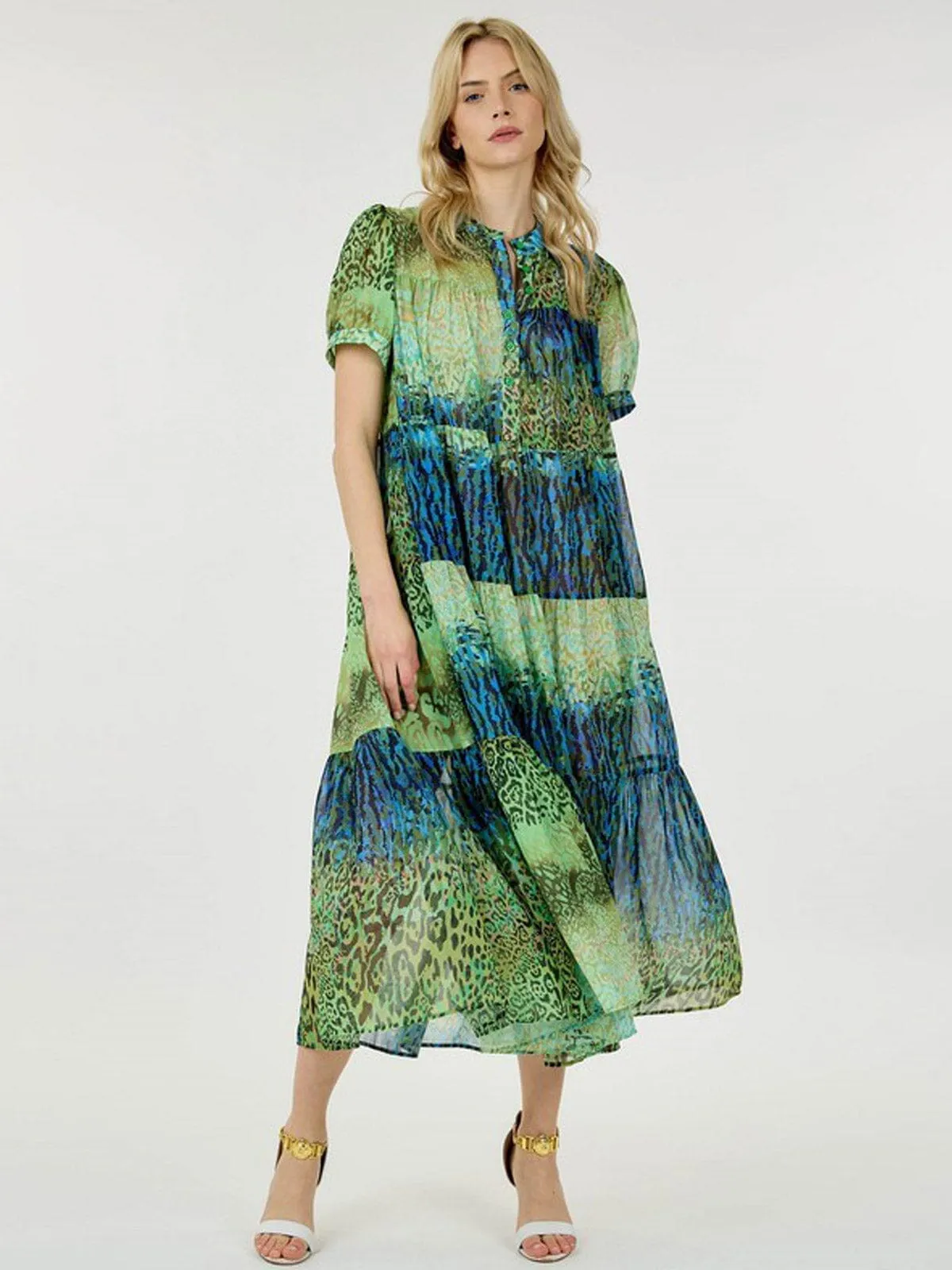 WOMEN'S SHORT SLEEVE BUTTON UP TIERED MULTI ANIMAL PRINT MAXI DRESS