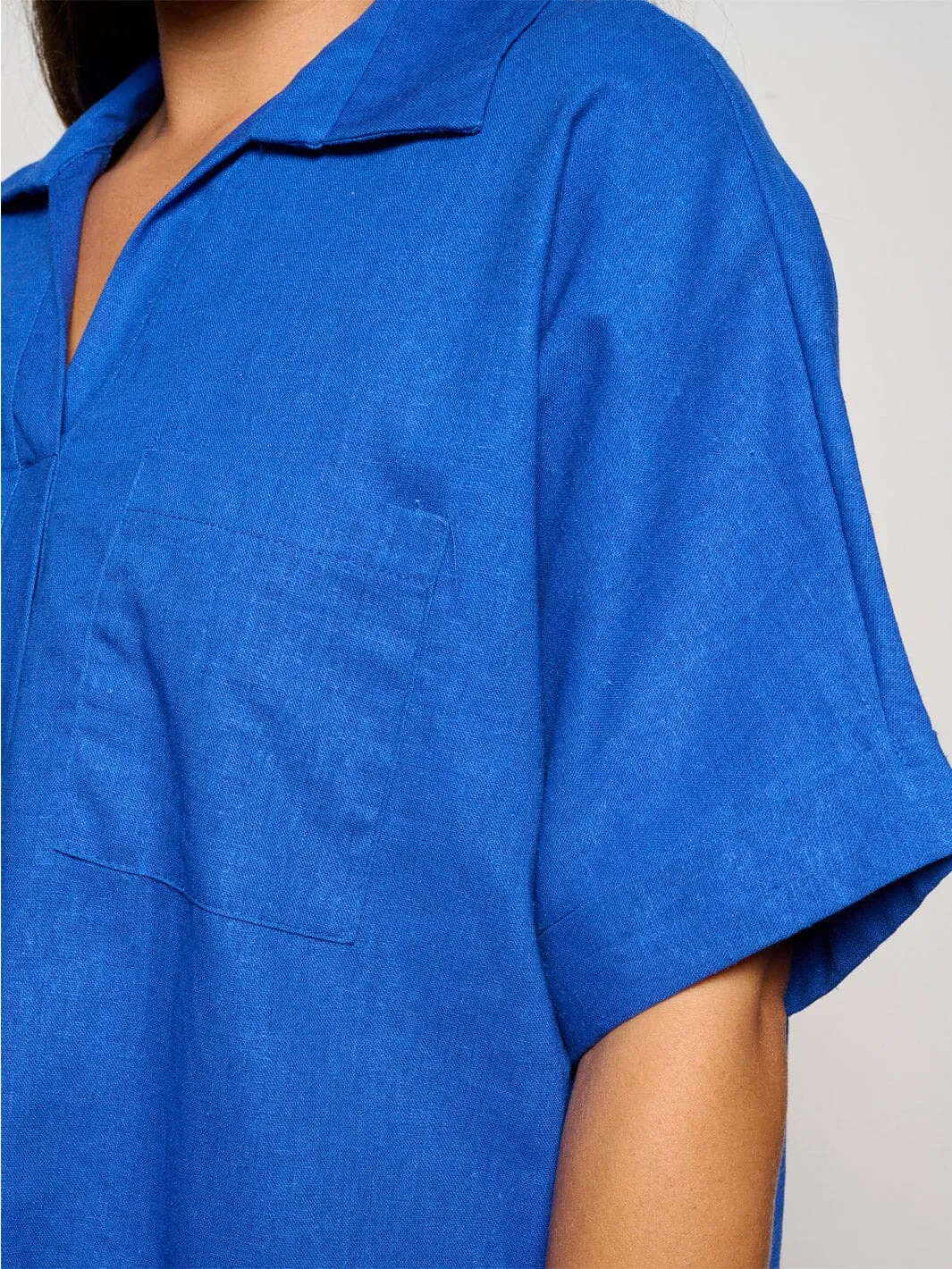 WOMEN'S SHORT SLEEVE V-NECK POCKETS TUNIC MINI DRESS