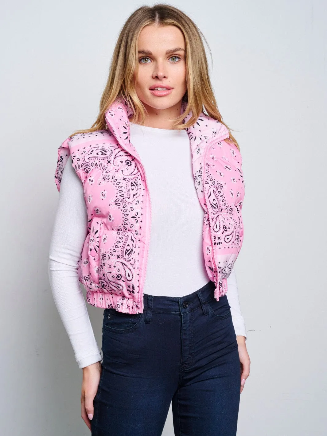 WOMEN'S SLEEVELESS ZIP UP FRONT POCKETS MULTI PRINT PUFFER VEST